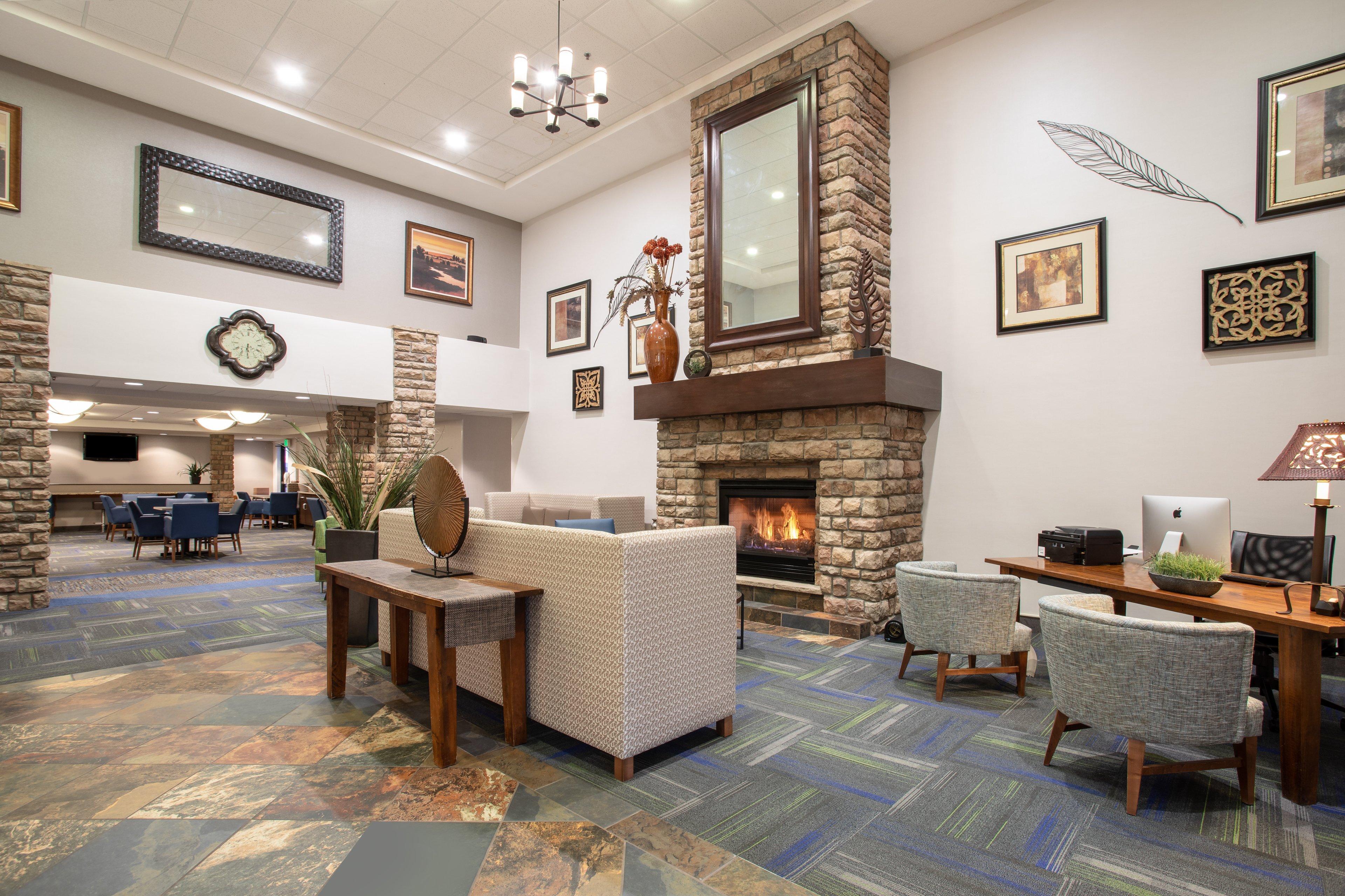 Hotel Express & By Ihg 2*