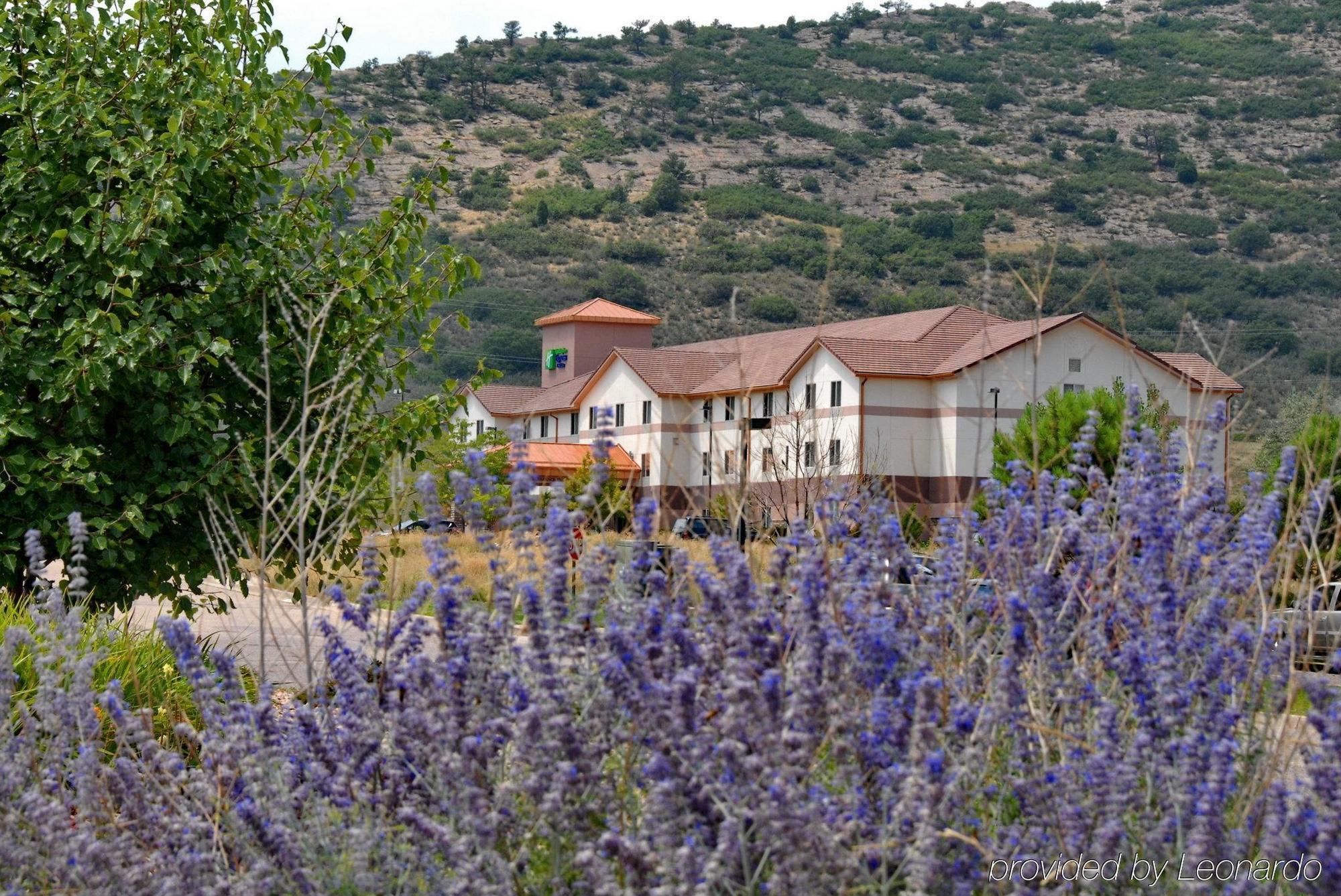 Hotel Express & By Ihg Littleton